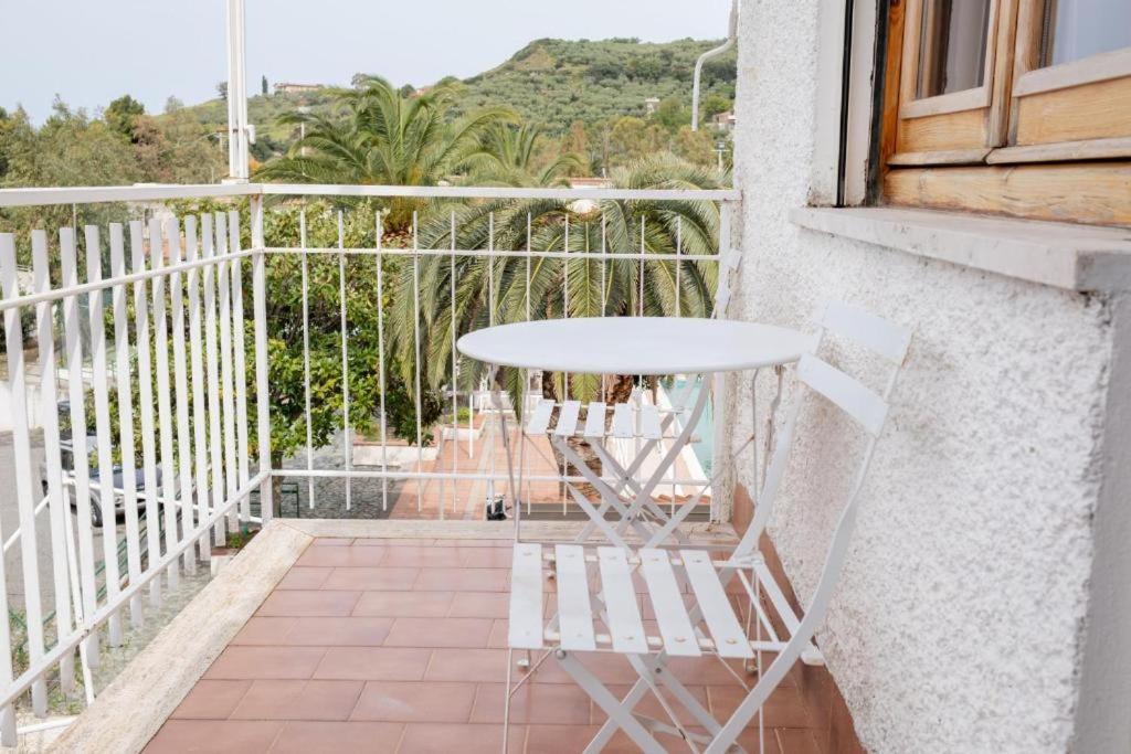 Residence La Giungla Falerna Bagian luar foto