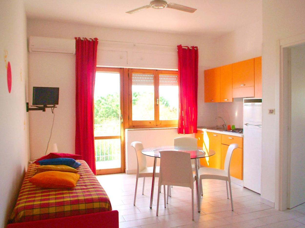 Residence La Giungla Falerna Bagian luar foto