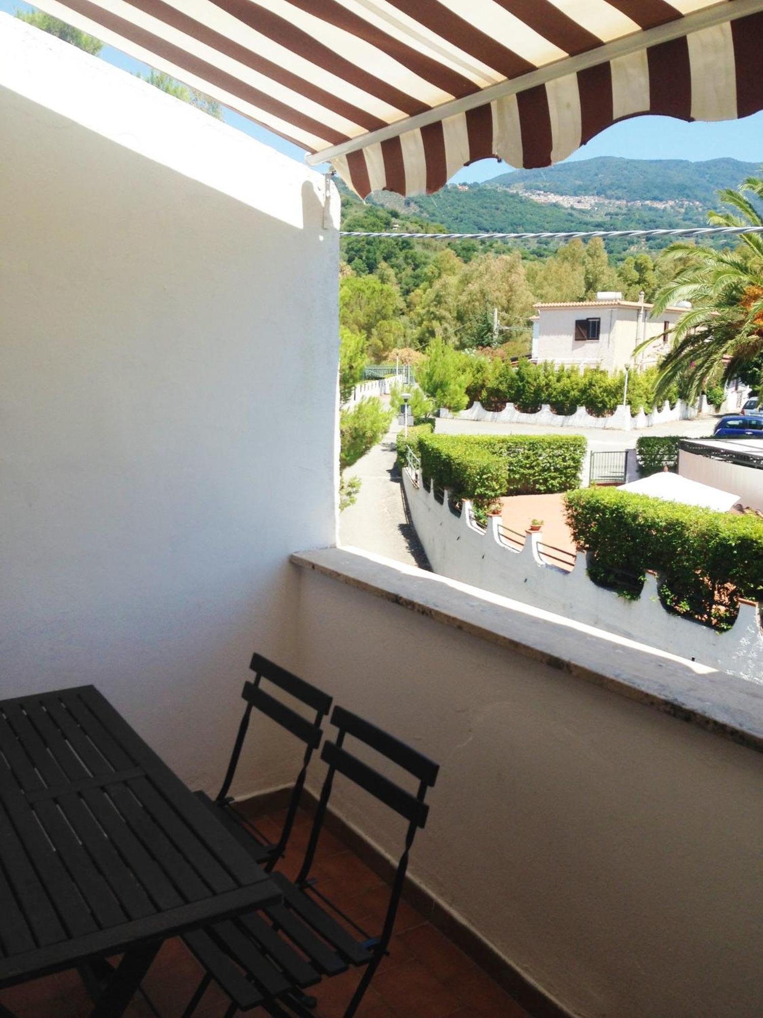 Residence La Giungla Falerna Bagian luar foto