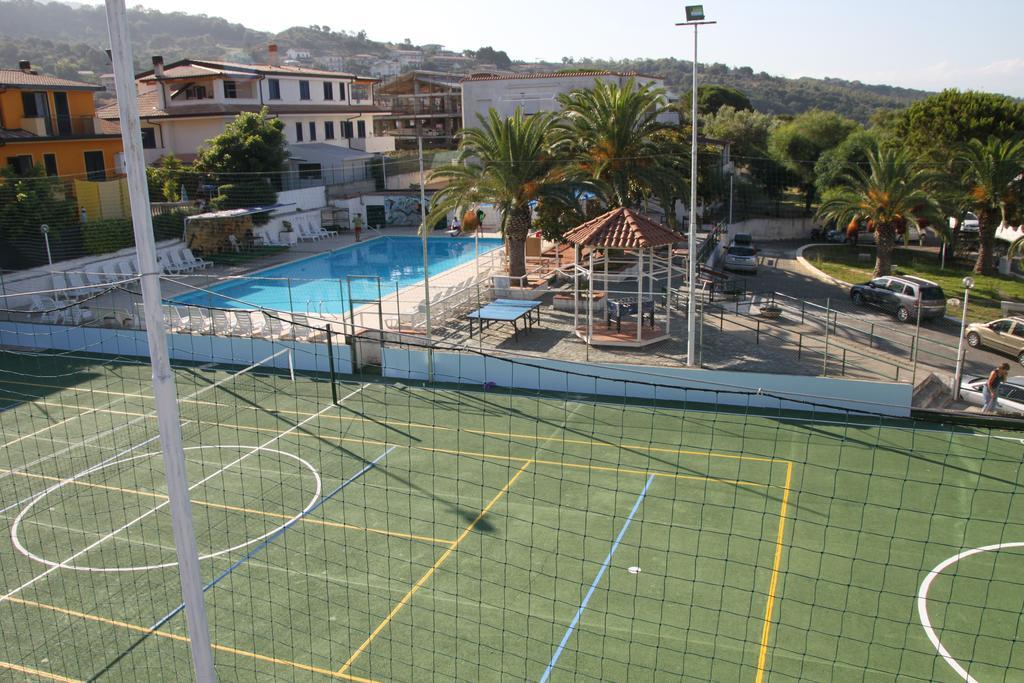 Residence La Giungla Falerna Bagian luar foto