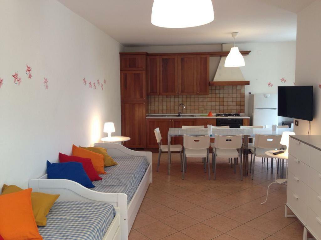 Residence La Giungla Falerna Bagian luar foto